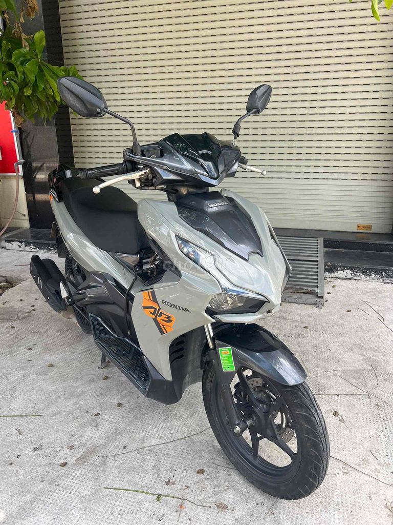 Honda Air Blade 2021 - ảnh 2