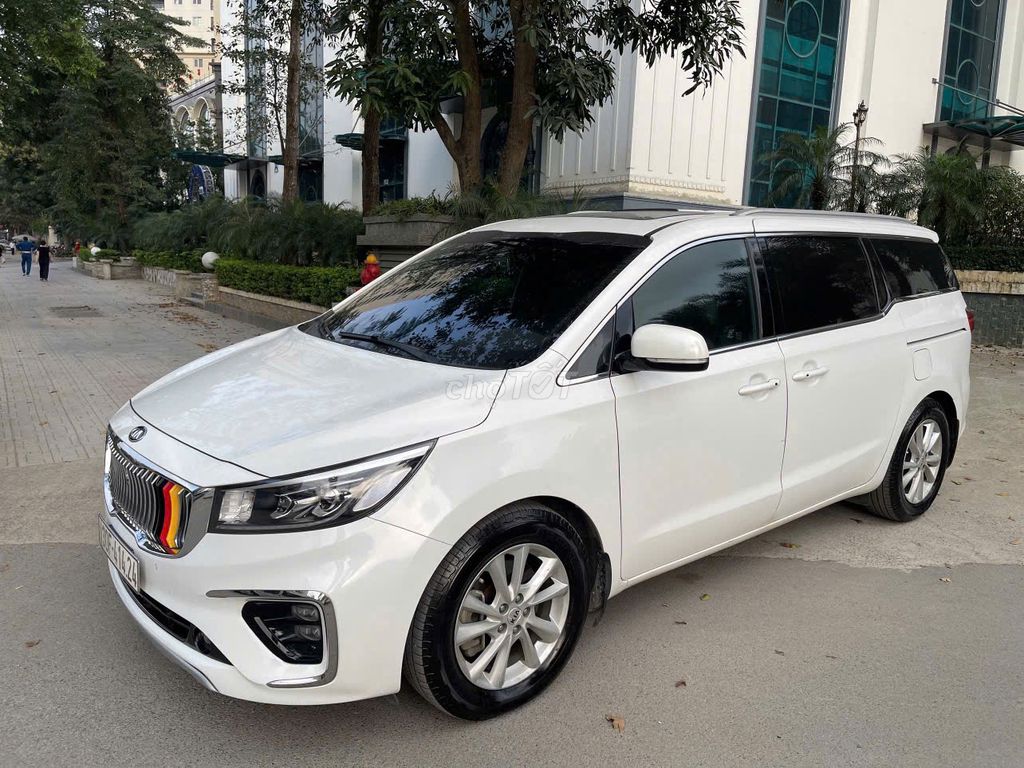 Kia Sedona 2018 - ảnh 2