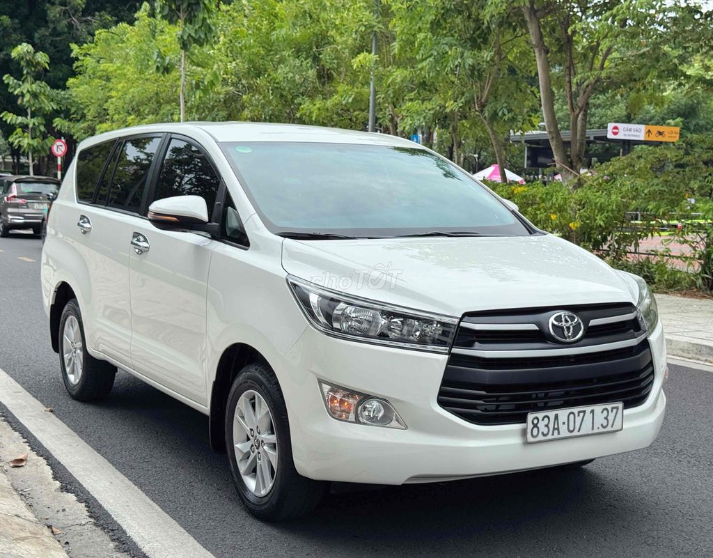 Toyota Innova 2.0G 2018 - ảnh 3
