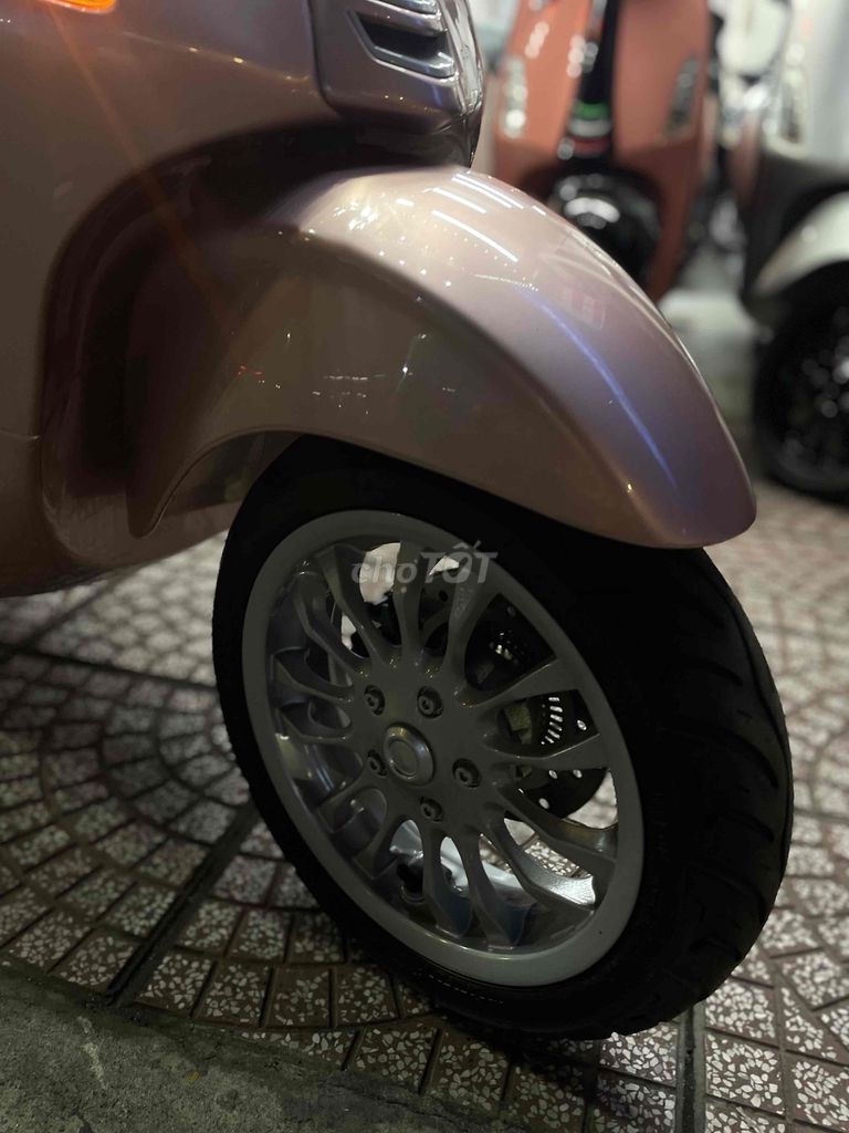 Piaggio Vespa 2021 - ảnh 3