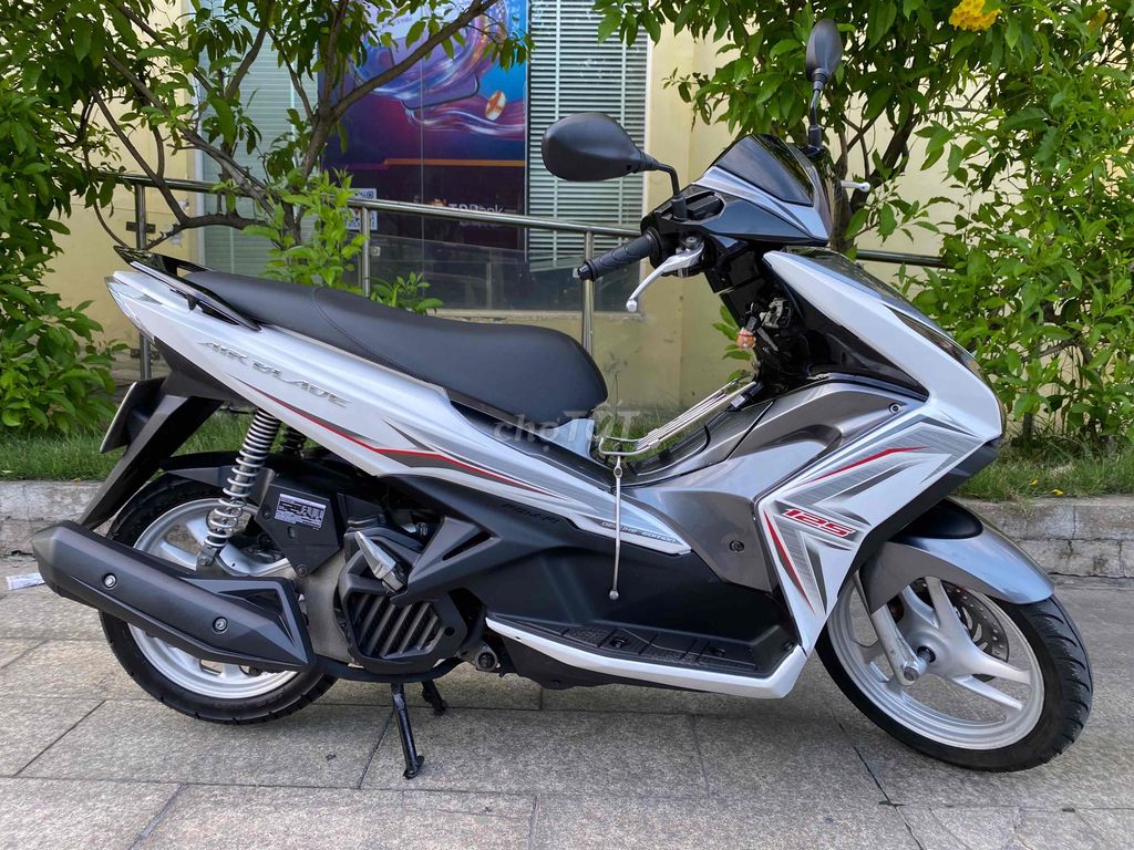Honda Air Blade 2014 - ảnh 3