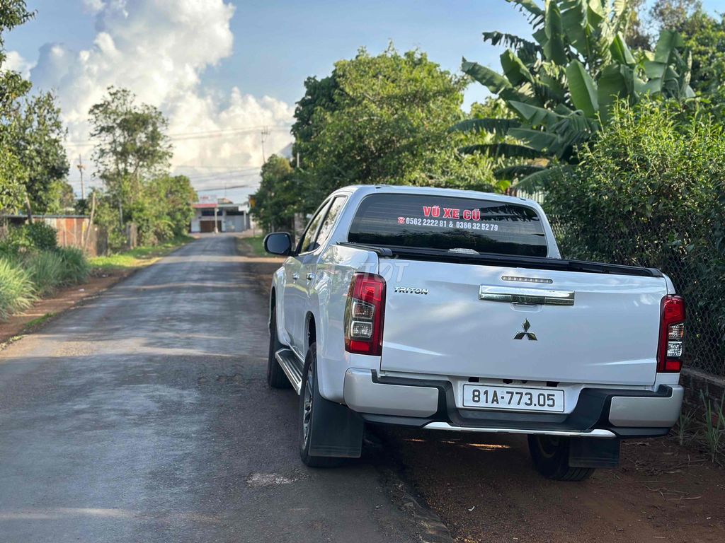 Mitsubishi Triton 2021 - ảnh 2