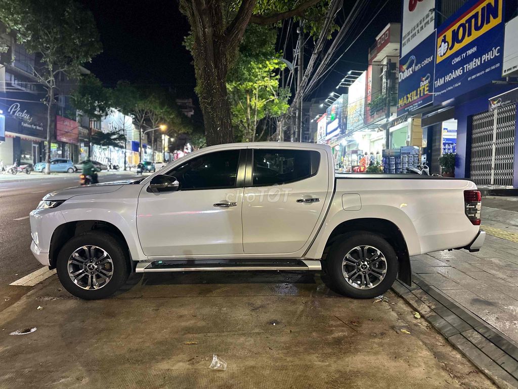 Mitsubishi Triton 2021 - ảnh 3