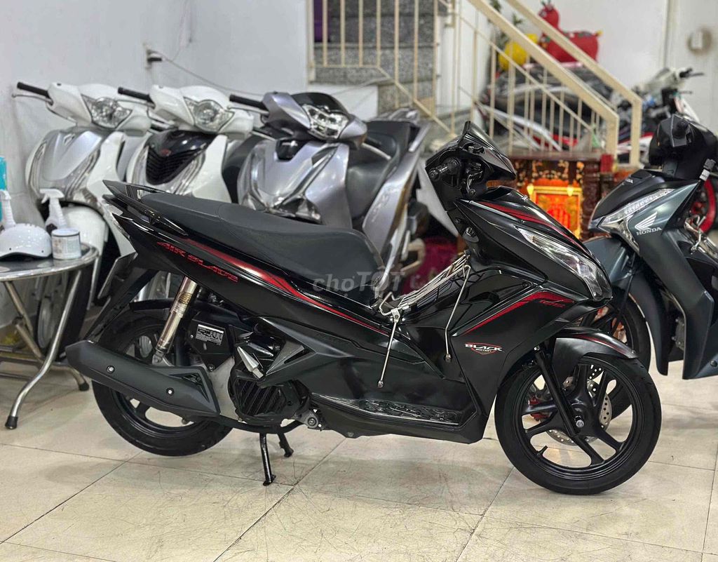 Honda Air Blade 2015 - ảnh 2