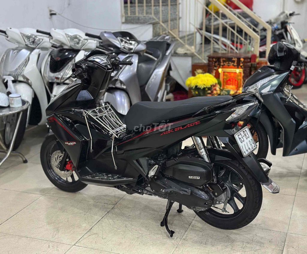 Honda Air Blade 2015 - ảnh 3