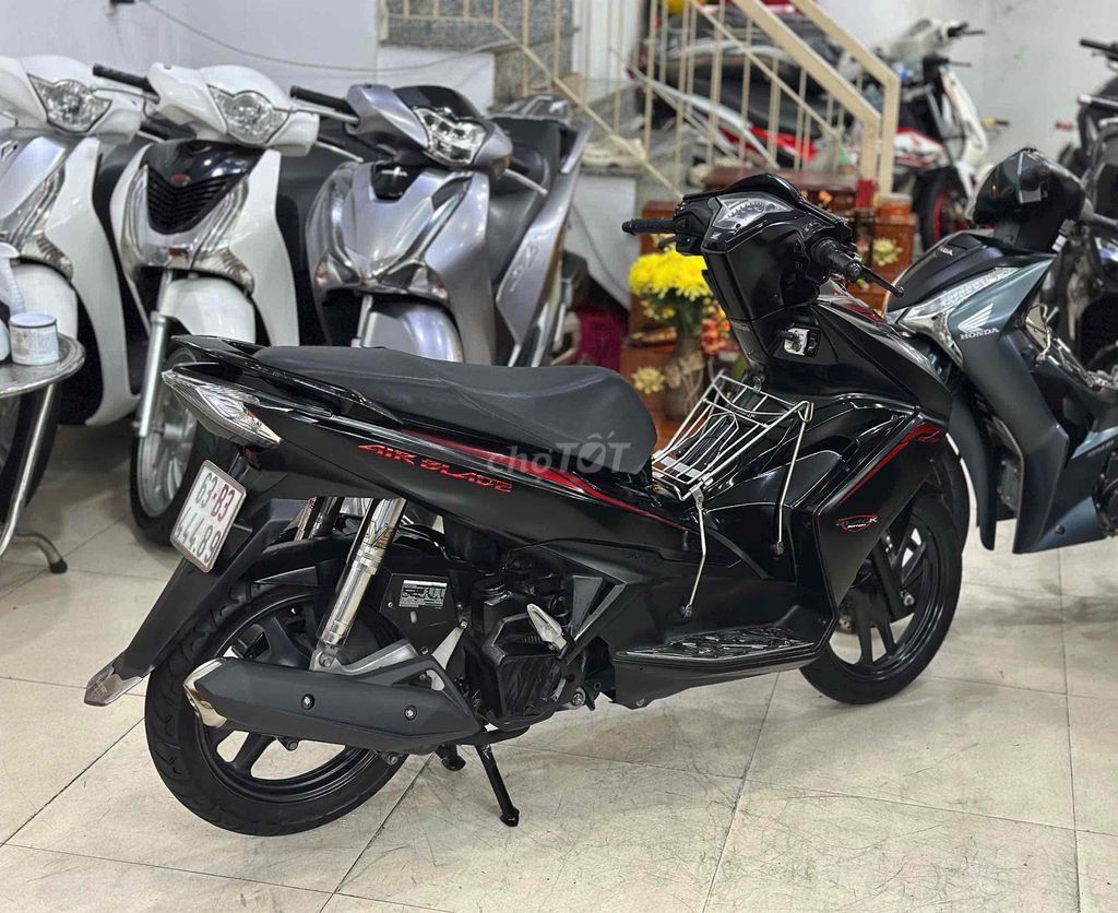 Honda Air Blade 2015 - ảnh 4