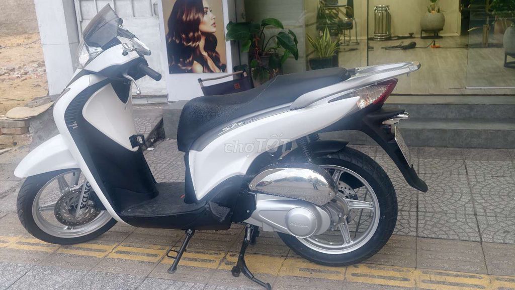 Honda SH 2011 - ảnh 3