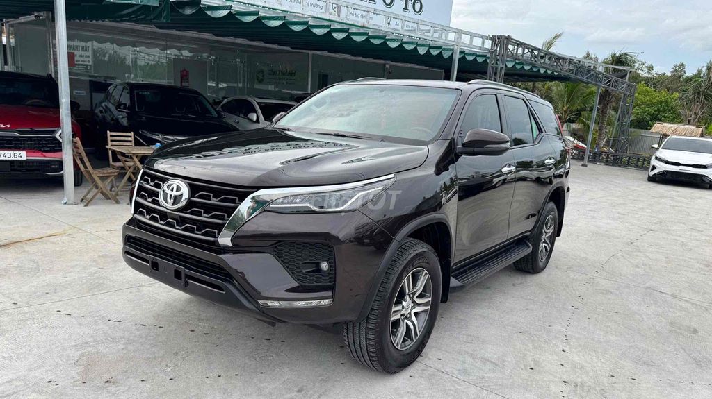 Toyota Fortuner 2022 - ảnh 1