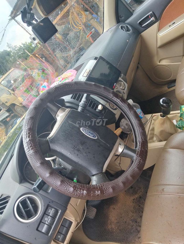 Ford Everest - ảnh 4