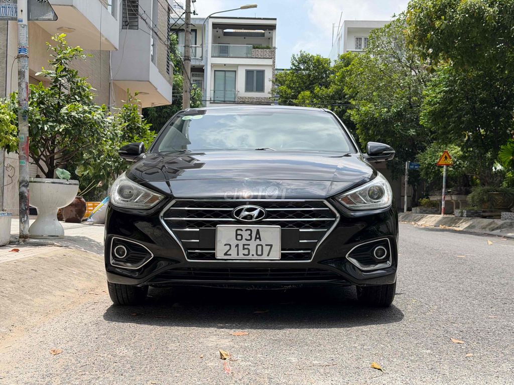 Hyundai Accent 2018 - ảnh 1