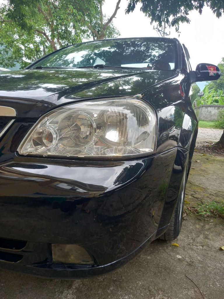 Chevrolet Lacetti 2011 - ảnh 2
