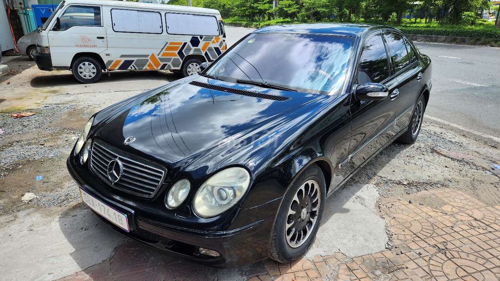 Mercedes-Benz 2004 - ảnh 4