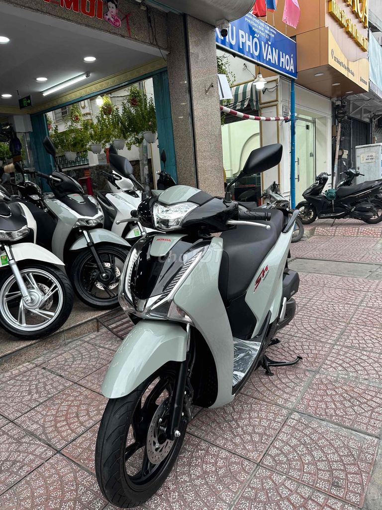 Honda SH 2018 - ảnh 2