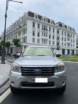 Ford Everest 2012 - ảnh 1