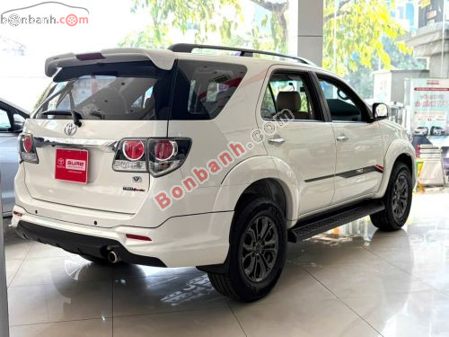 Toyota Fortuner TRD Sportivo 4x2 AT 2016 - ảnh 3
