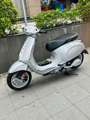 Piaggio Vespa 2017 - ảnh 1