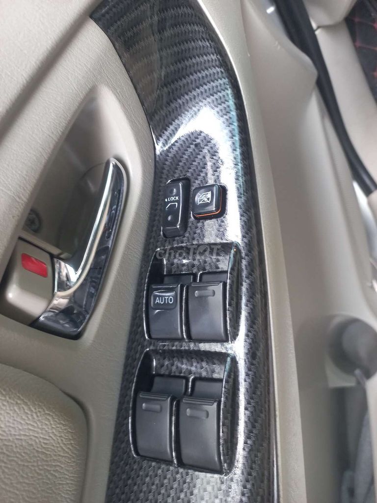 Toyota Innova 2008 - ảnh 2