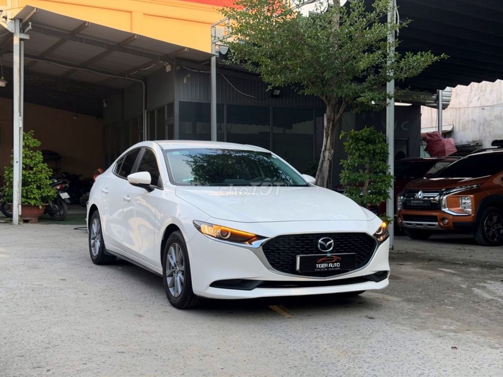 Mazda 3 2025 - ảnh 1
