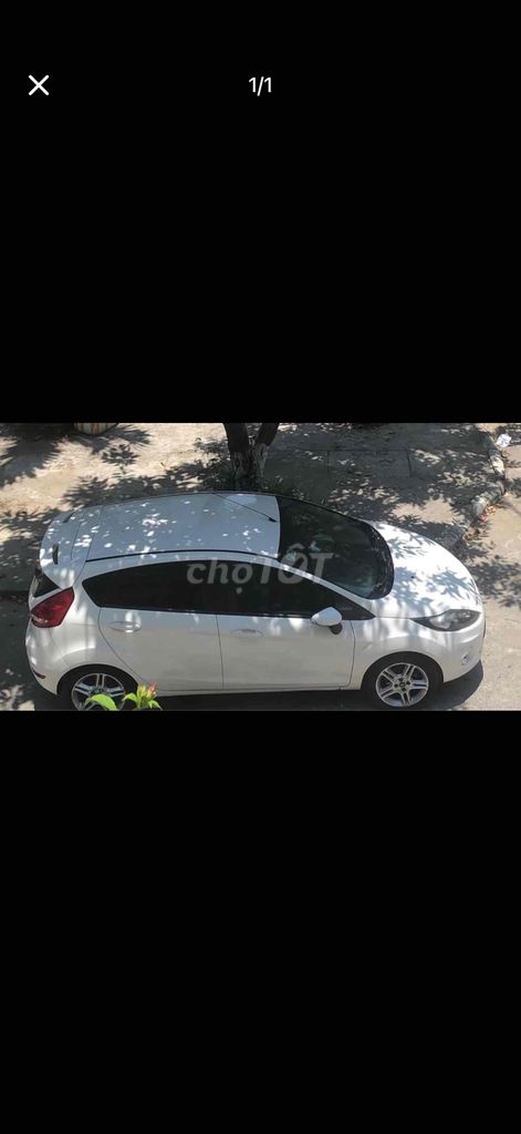 Ford Fiesta 2011 - ảnh 1