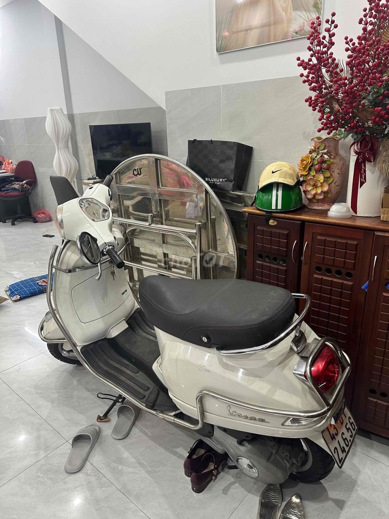 Piaggio Vespa 2013 - ảnh 3