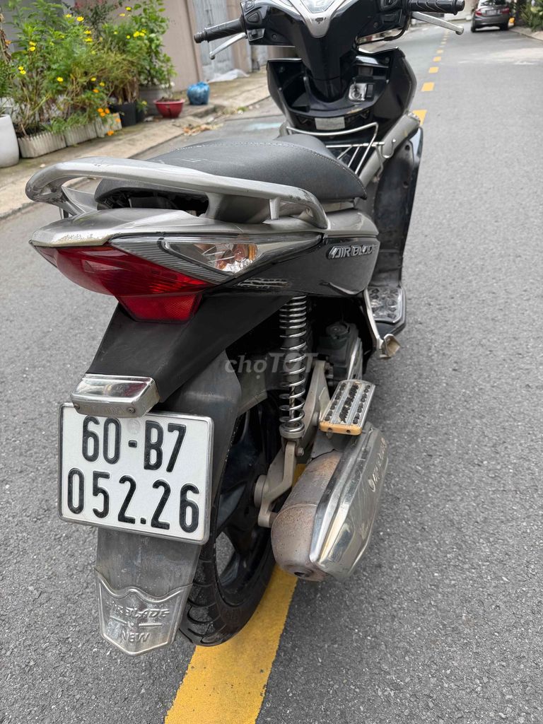 Honda Air Blade 2011 - ảnh 4