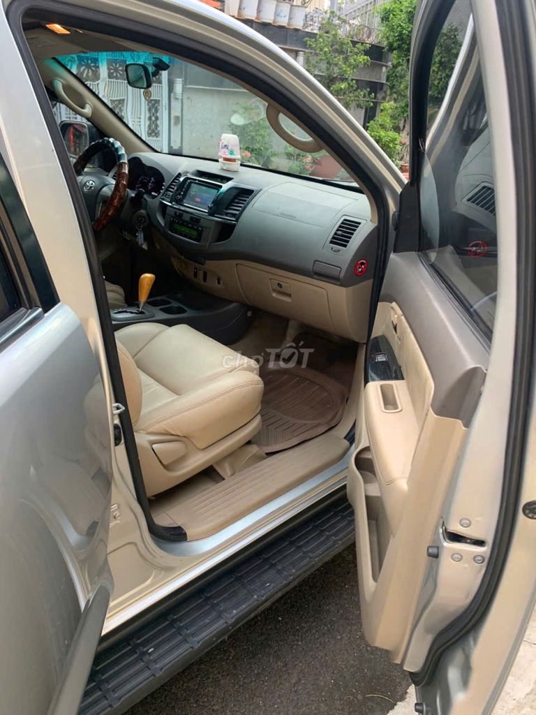 Toyota Fortuner 2014 - ảnh 5