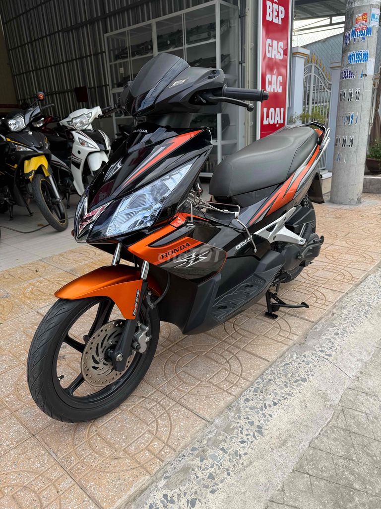 Honda Air Blade 2009 - ảnh 2