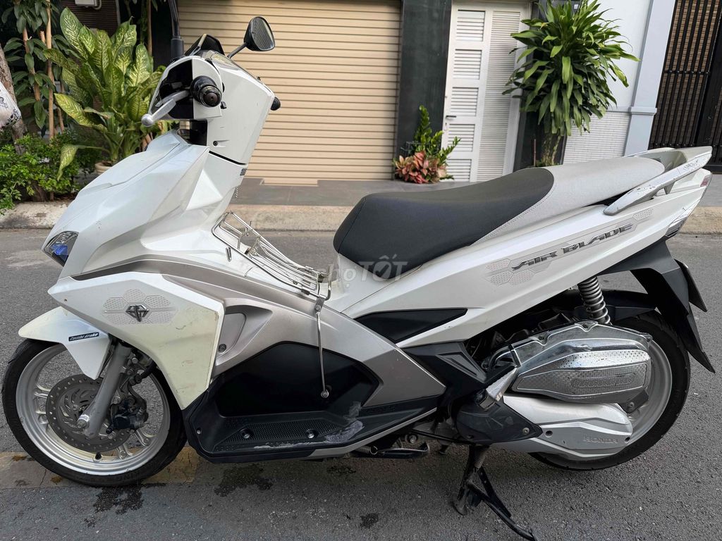 Honda Air Blade 2016 - ảnh 2
