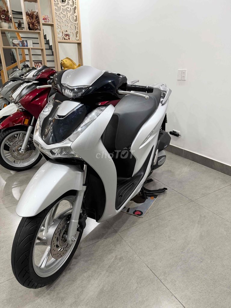 Honda SH 2024 - ảnh 1
