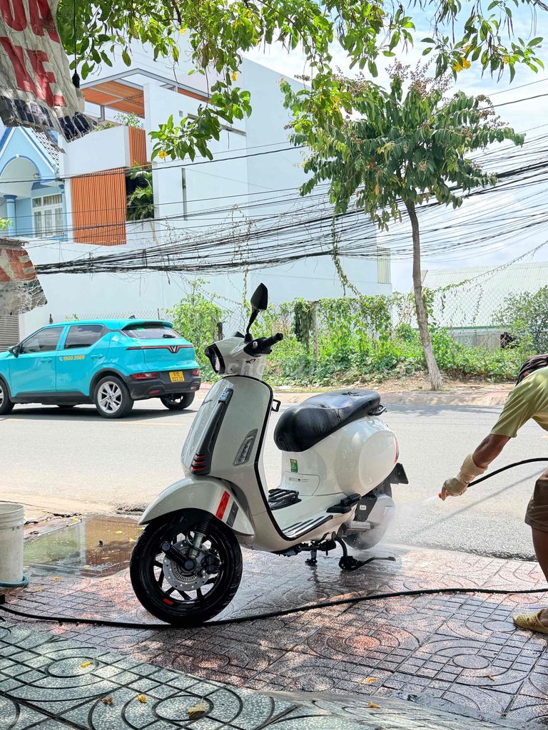 Piaggio Vespa 2025 - ảnh 1