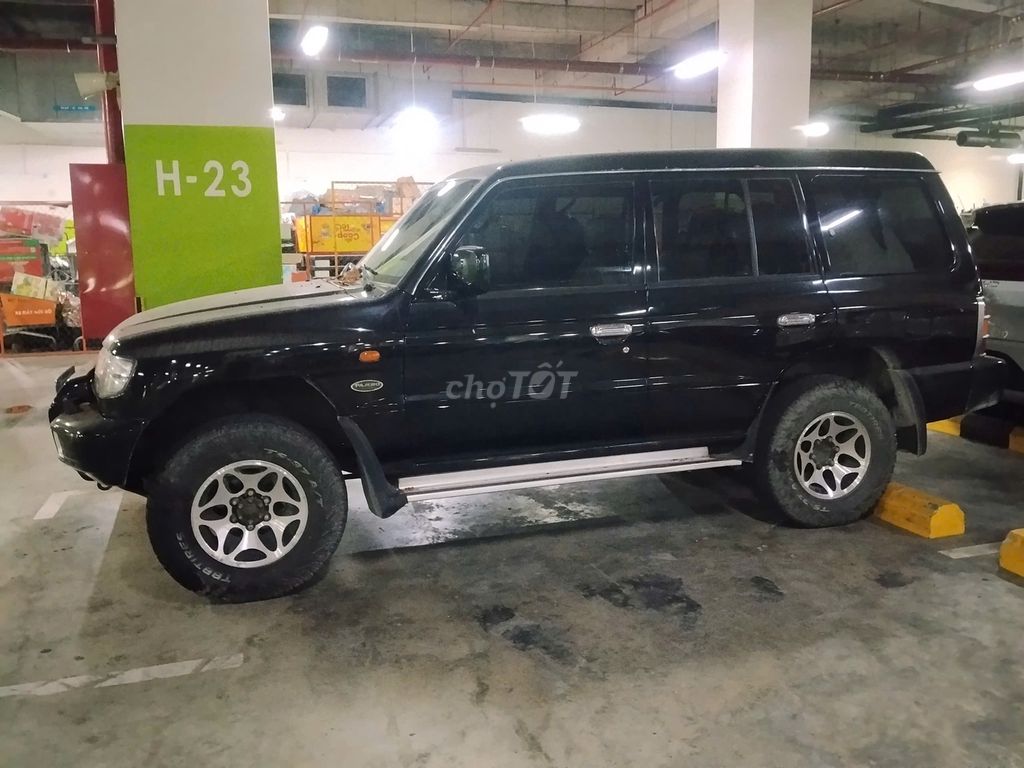 Mitsubishi Pajero 2003 - ảnh 2