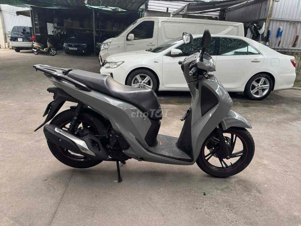 Honda SH 2017 - ảnh 1