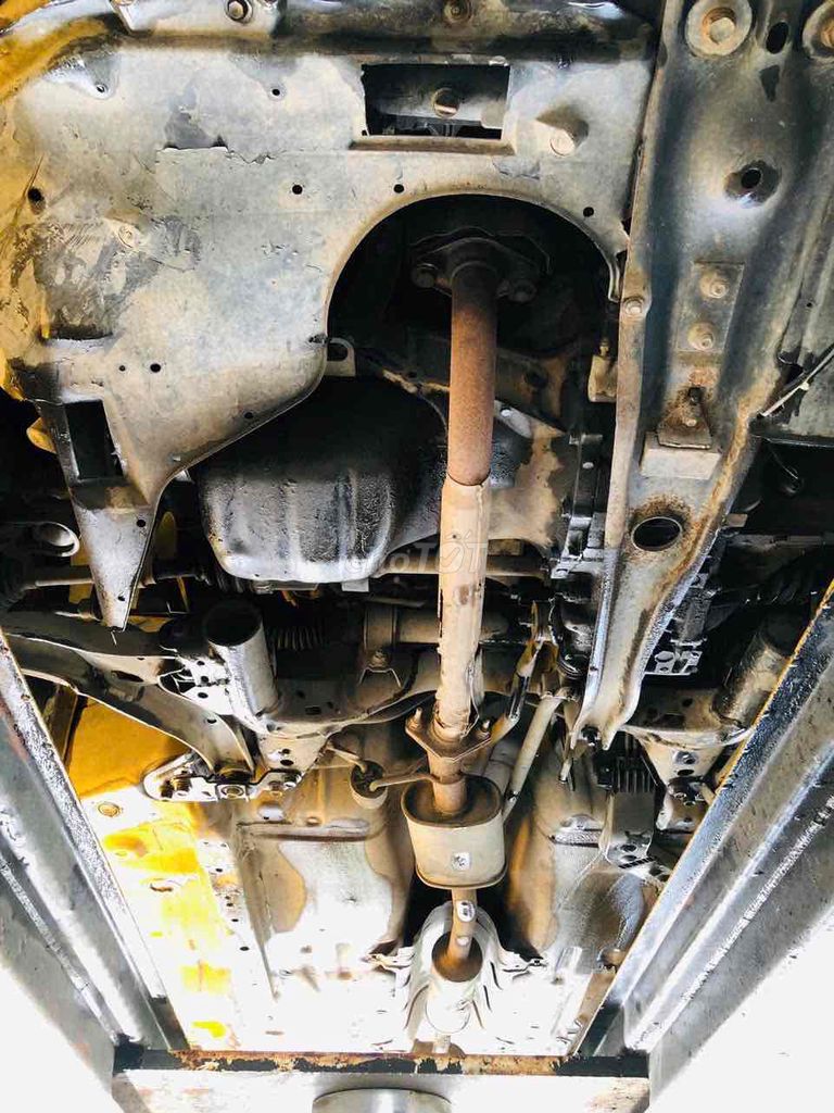 Ford Laser 2001 - ảnh 2