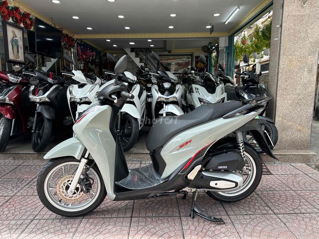 Honda SH 2024 - ảnh 2
