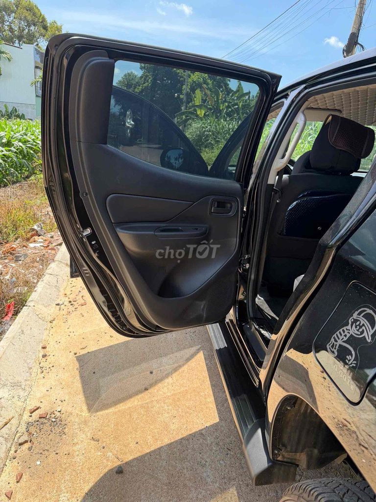 Mitsubishi Triton 2023 - ảnh 5