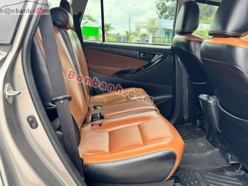 Toyota Innova 2.0E 2020 - ảnh 5