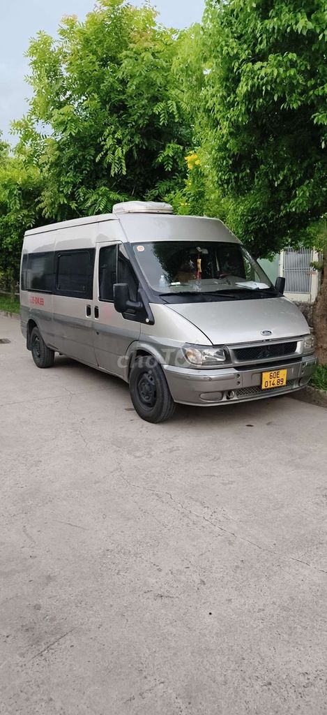 Ford Transit - ảnh 1