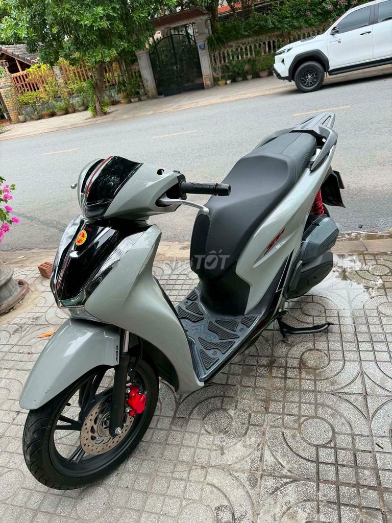 Honda SH 2023 - ảnh 3