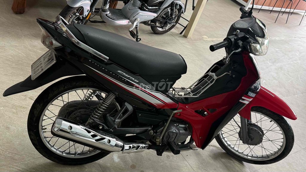 Yamaha Sirius 2011 - ảnh 3