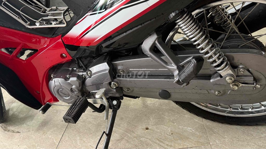 Yamaha Sirius 2011 - ảnh 5