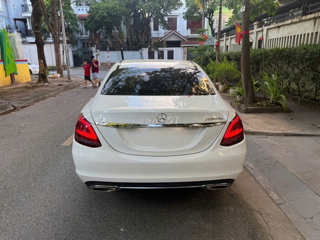 Mercedes-Benz 2019 - ảnh 2