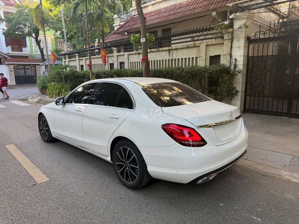 Mercedes-Benz 2019 - ảnh 4