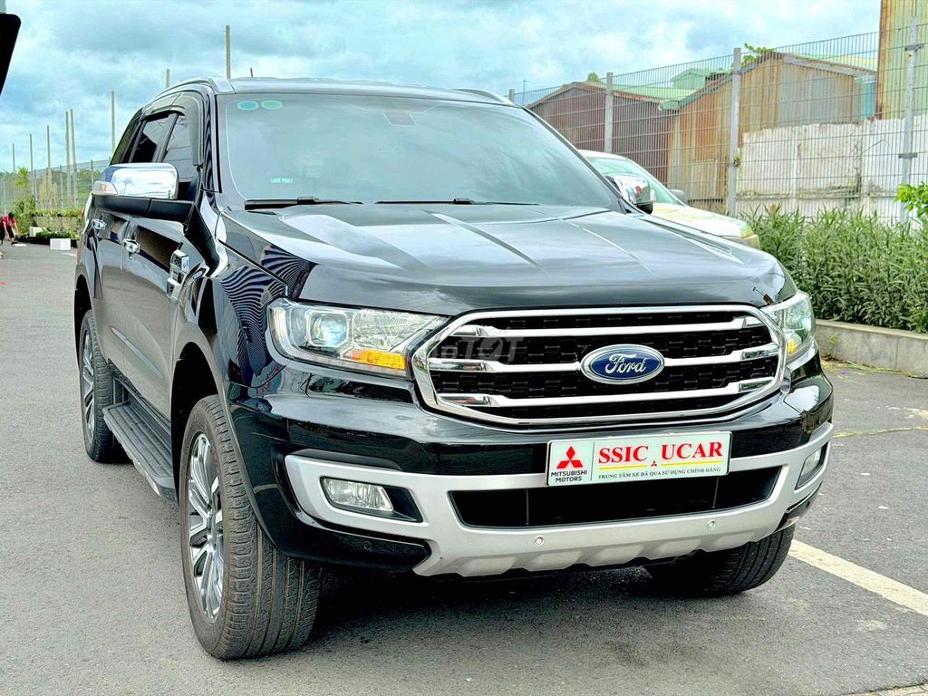 Ford Everest 2020 - ảnh 1