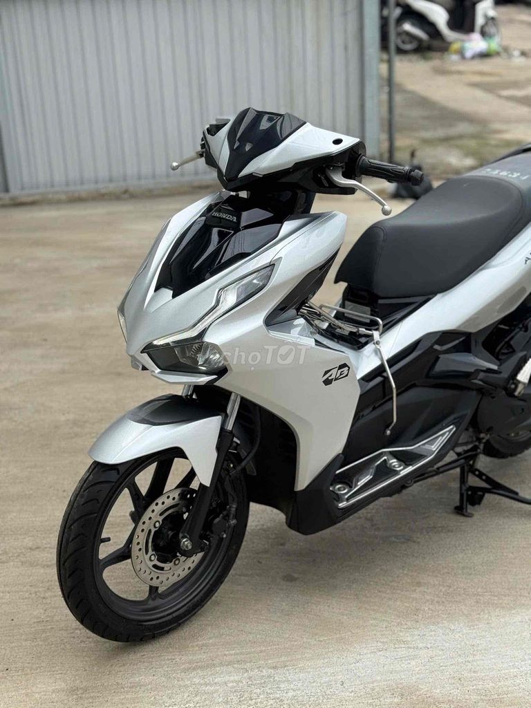 Honda Air Blade 2021 - ảnh 2