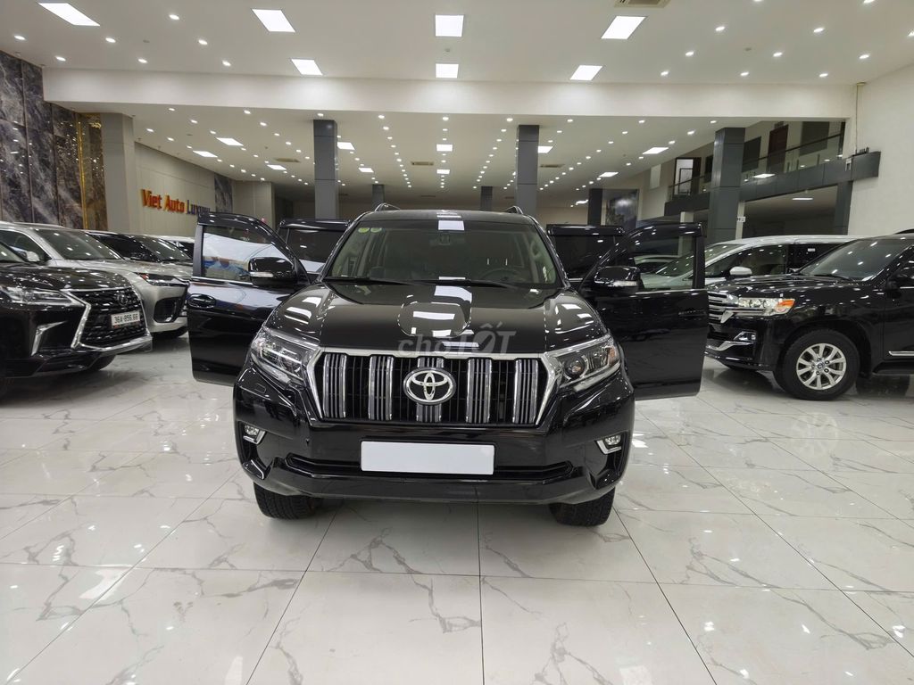 Toyota Land Cruiser Prado 2019 - ảnh 1