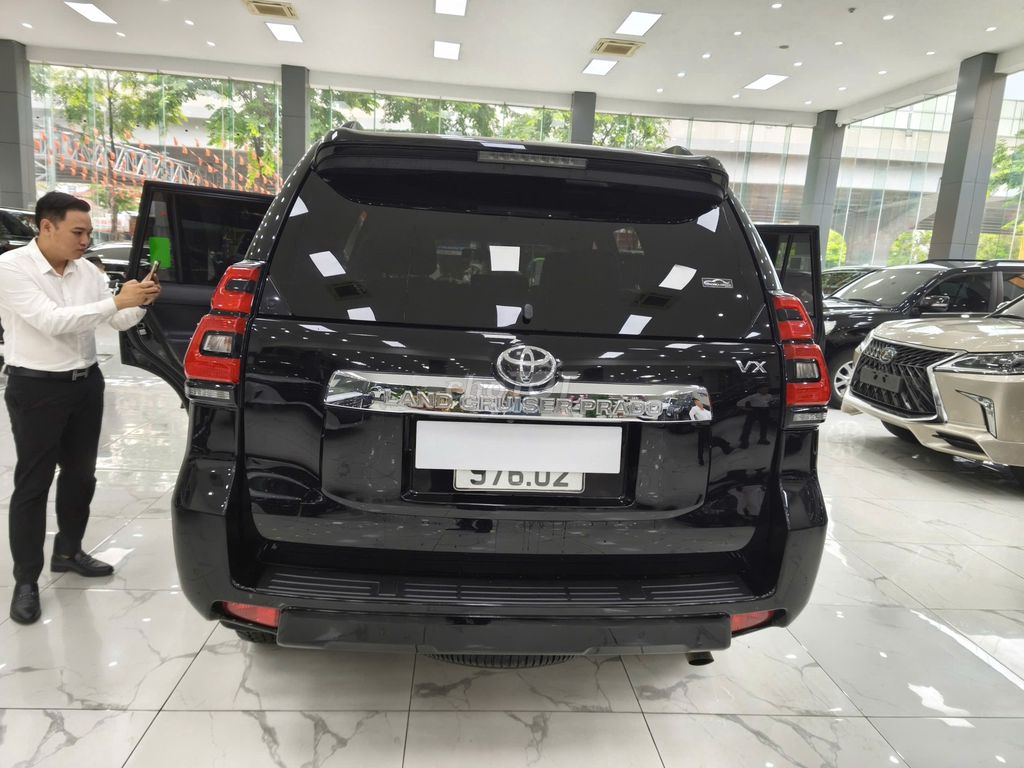 Toyota Land Cruiser Prado 2019 - ảnh 4