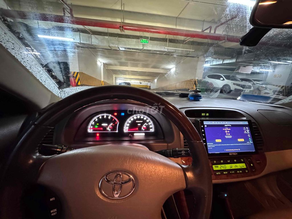 Toyota Camry 2005 - ảnh 2