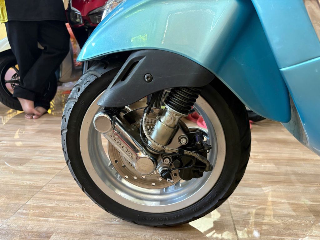 Piaggio Vespa 2018 - ảnh 2