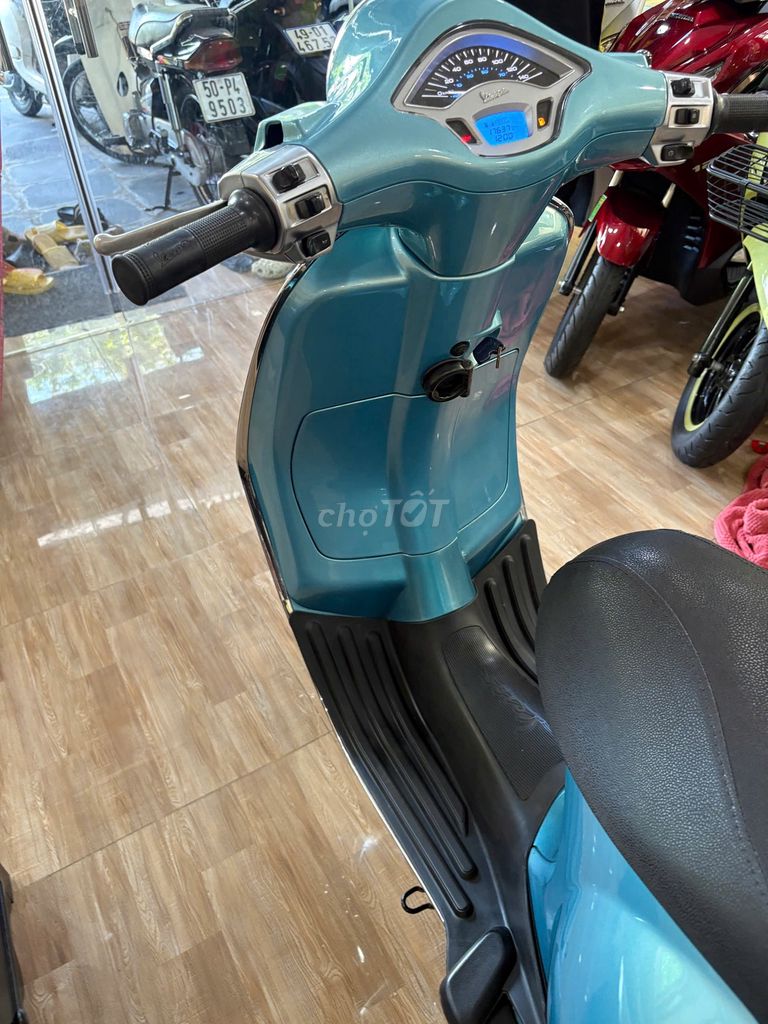 Piaggio Vespa 2018 - ảnh 4