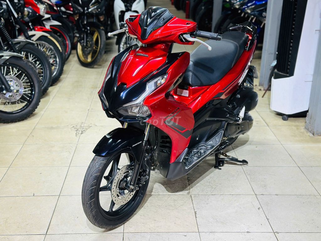 XE M 2022 - ảnh 1